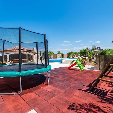 Villa Olive Garden Zadarvillas Pristeg Extérieur photo