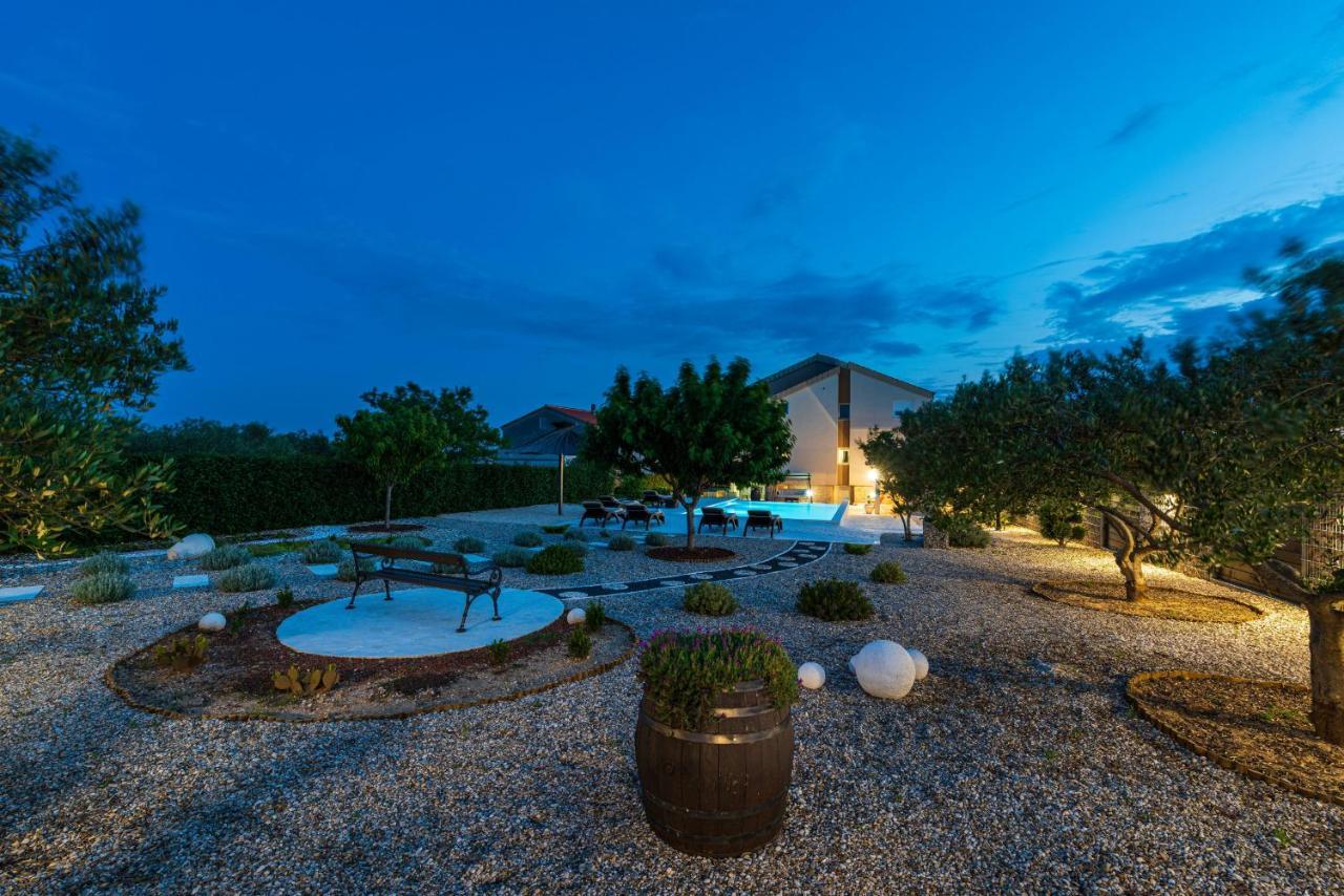 Villa Olive Garden Zadarvillas Pristeg Extérieur photo