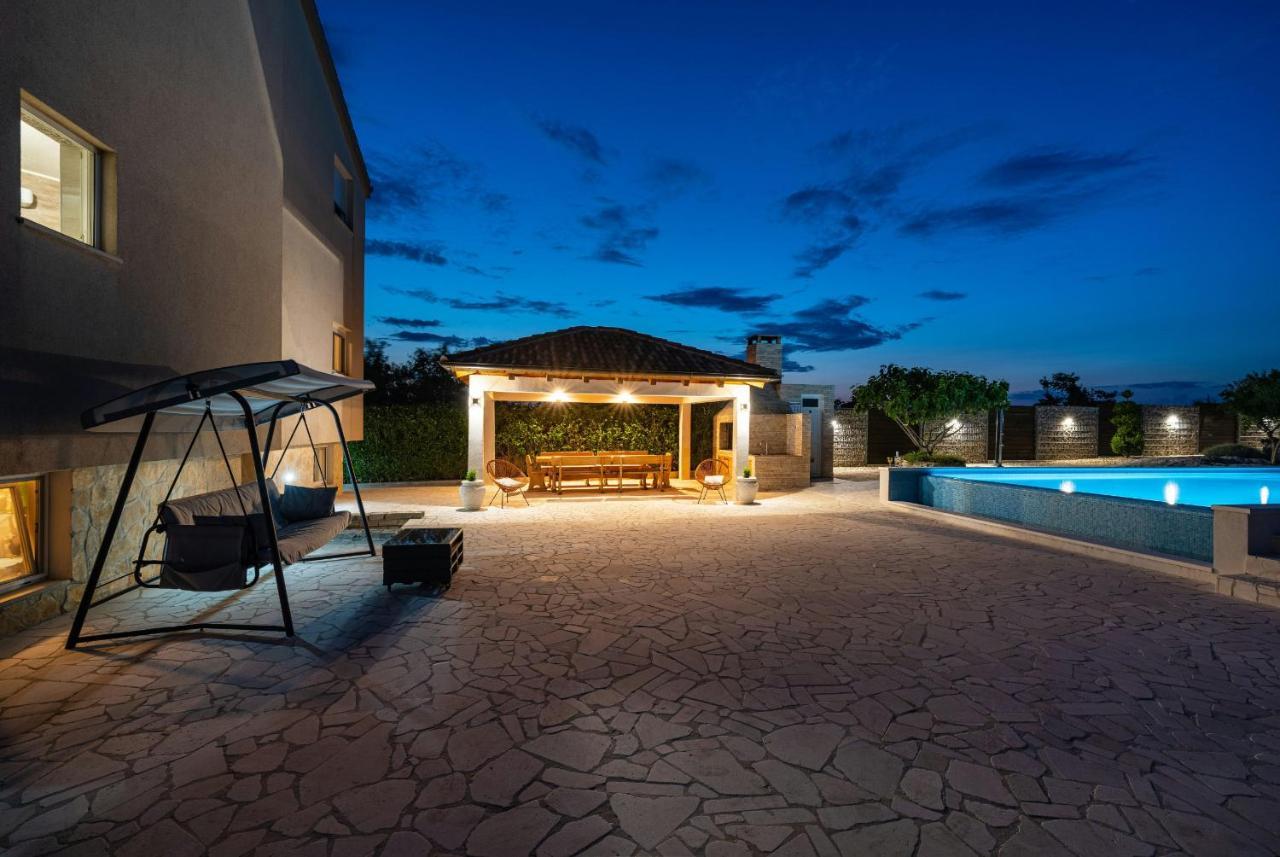 Villa Olive Garden Zadarvillas Pristeg Extérieur photo